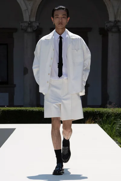 Look 55